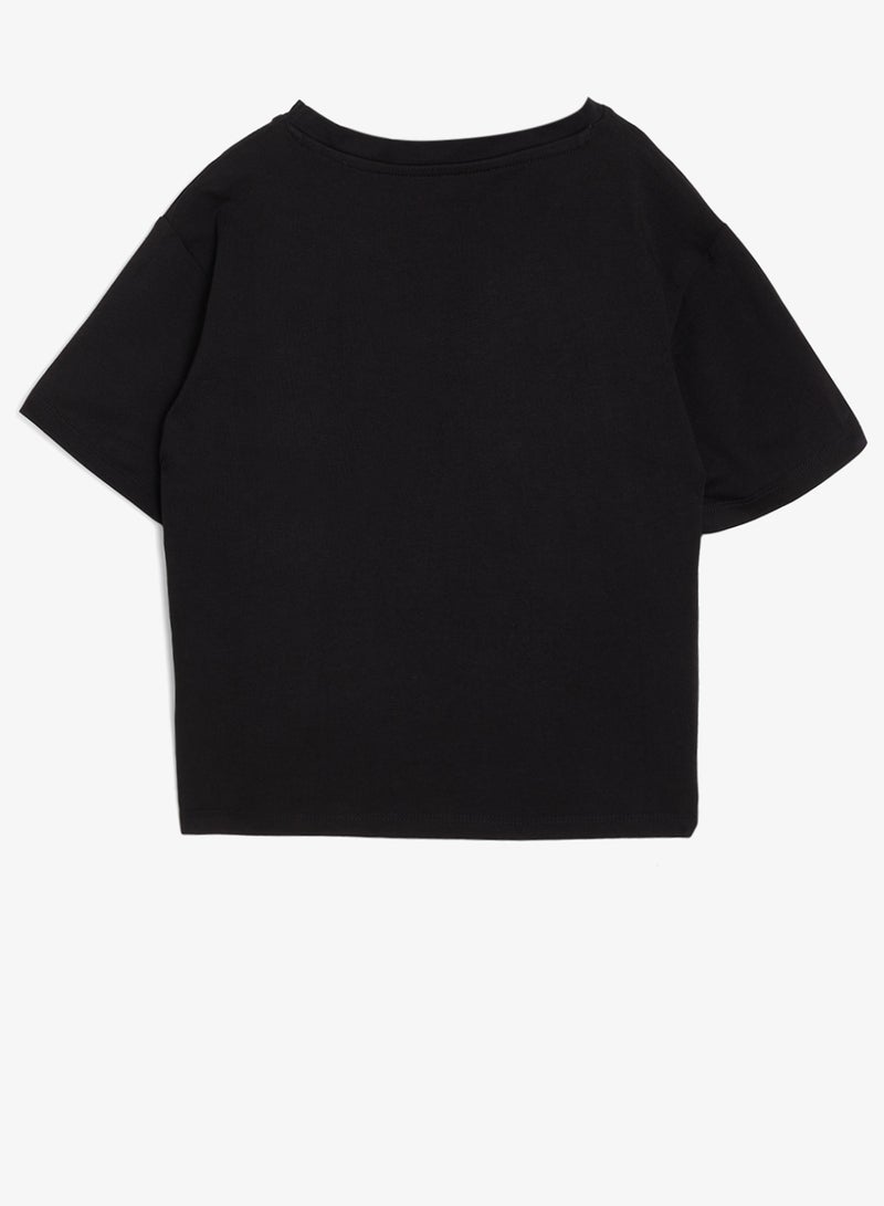 GUESS Youth Graphic Crew Neck T-Shirt - Image 2