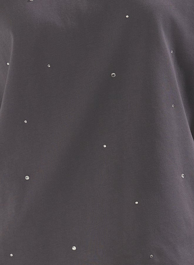 trendyol Anthracite 100% Cotton Stone Detail Relaxed/Wide Comfortable Cut Crew Neck Knitted T-Shirt - Image 3