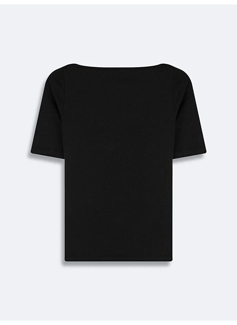 ال تي بي Black T-Shirt