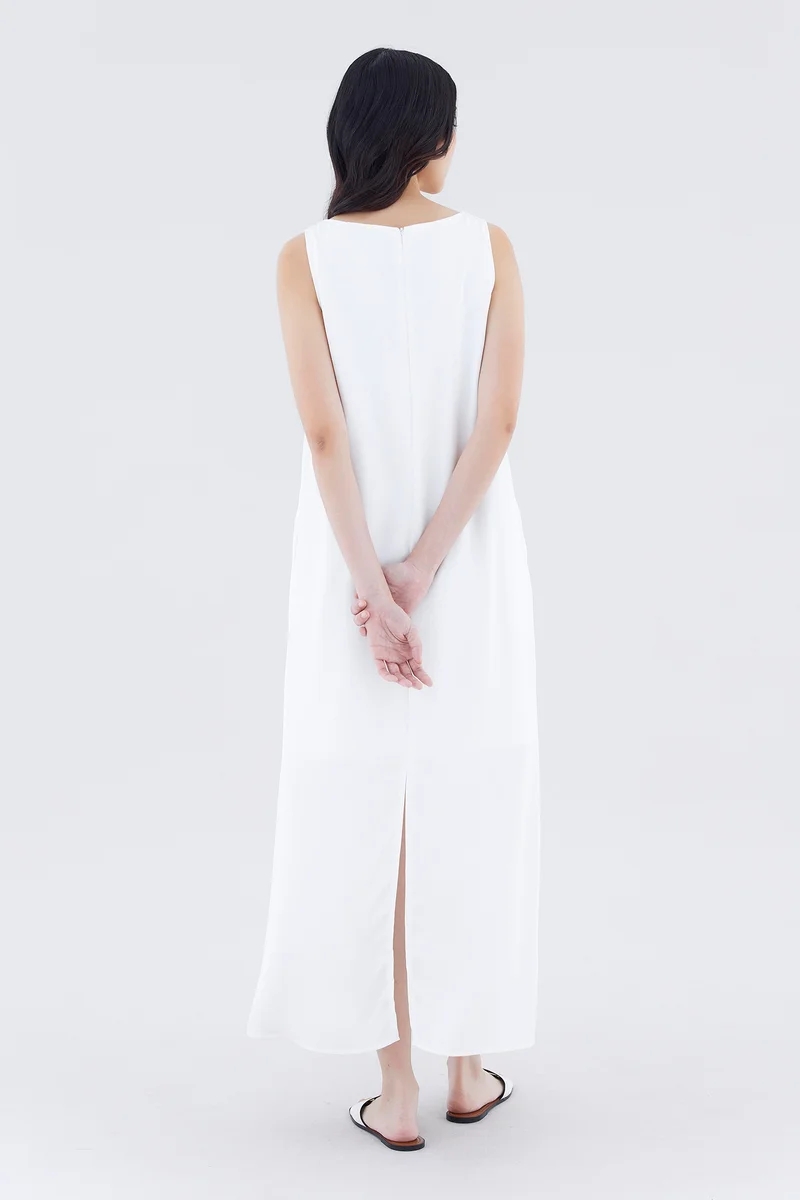 ذا اديتورز ماركت Kelfie Curve Waist Dress