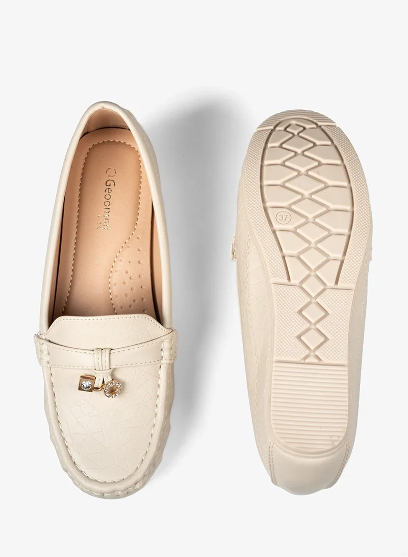 Geoomnii BEIGE Geoomnii Closed Flat Shoes for Women – Comfortable Slip-On Ballet Flats for Office, Daily Wear & Casual Use for Women | Best Price UAE