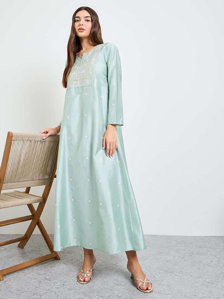 Styli Amirah Green Embroidered A-Line Jalabiya - Image 1