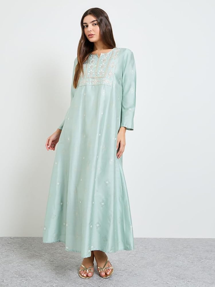 Styli Amirah Green Embroidered A-Line Jalabiya - Image 3