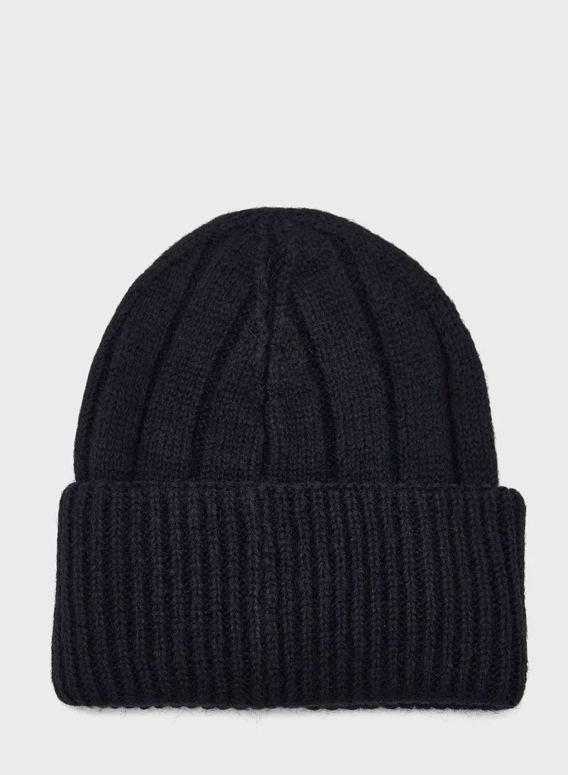 TOMMY HILFIGER Timeless Logo Detailed Beanie