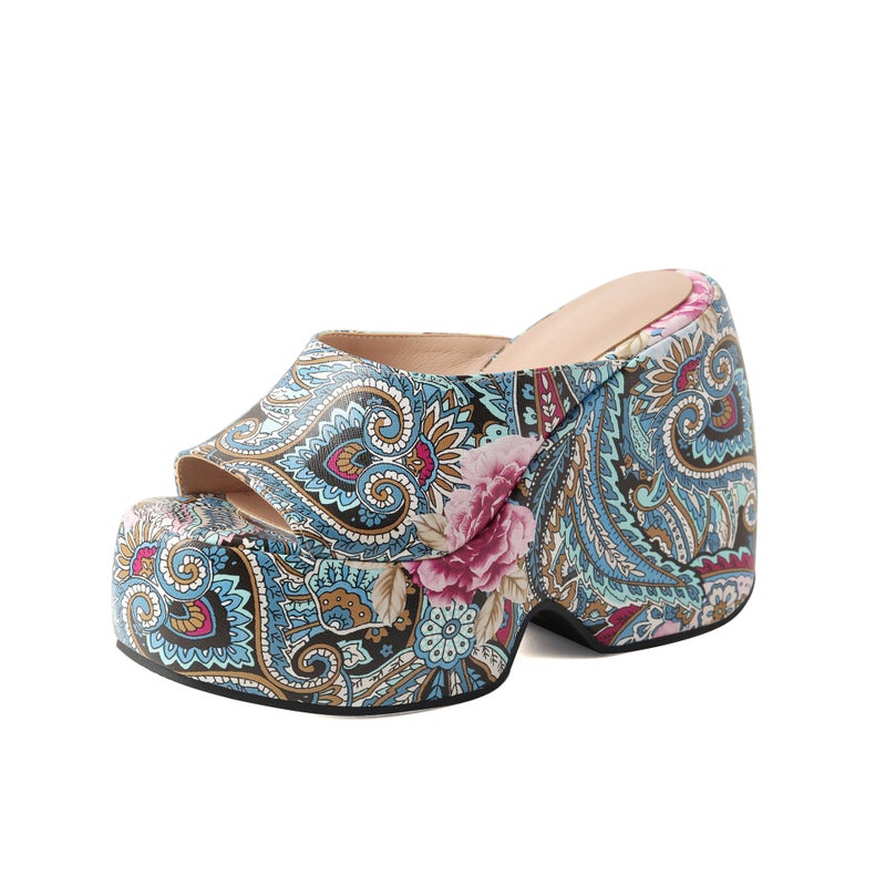 Source Elegant Wedge Printing 33-43 Size Round Head Party Outdoor Slippers For Women - Image 1
