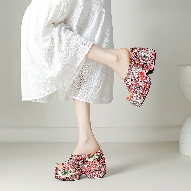 Source Elegant Wedge Printing 33-43 Size Round Head Party Outdoor Slippers For Women - Image 3