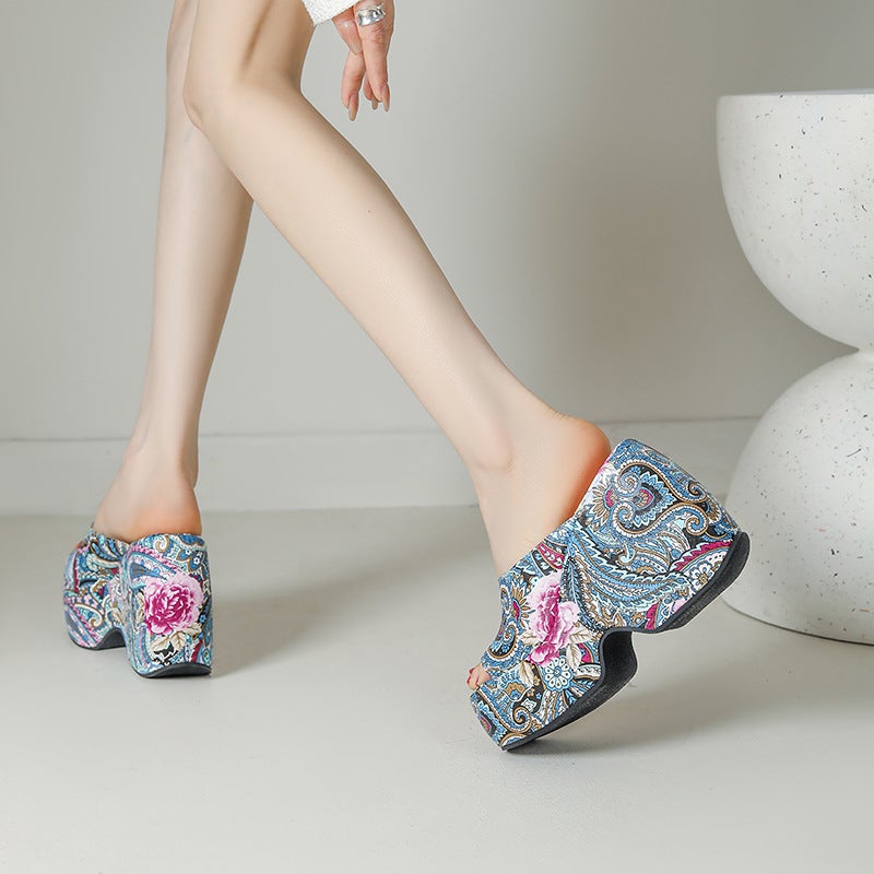 Source Elegant Wedge Printing 33-43 Size Round Head Party Outdoor Slippers For Women - Image 5