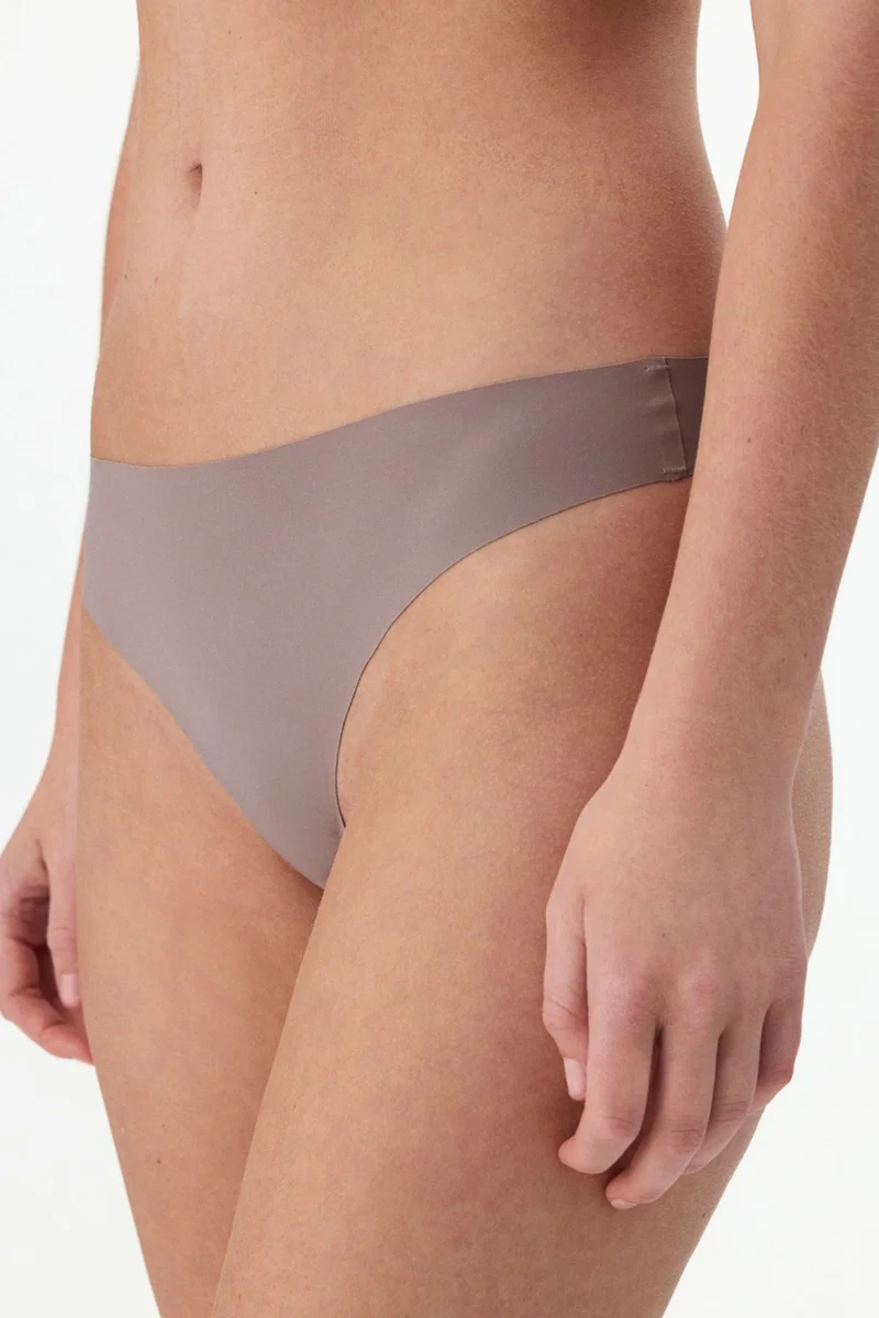 بنتي PENTI No-Show Laser-Cut Thong