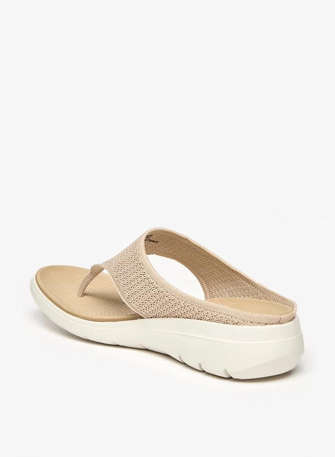 فلورا بيلا من شو إكسبرس Womens Textured Slip-On Comfort Sandals