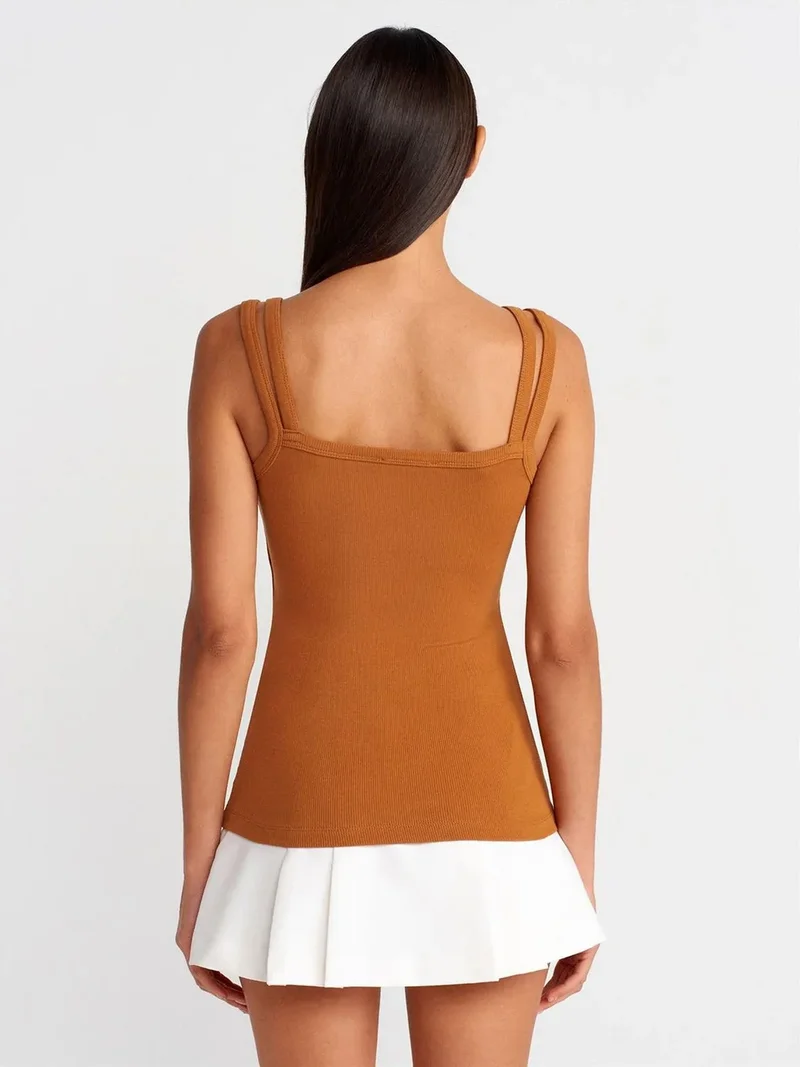 ديلفين Dilvin Ribbed Sleeveless Square-neck Blouse
