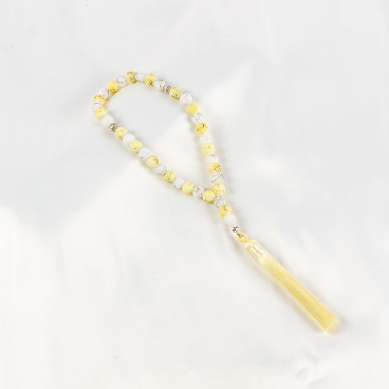 سبحة من حجر المرمر الأصفر والأبيض المدهب  من 33 حبة - Image 1