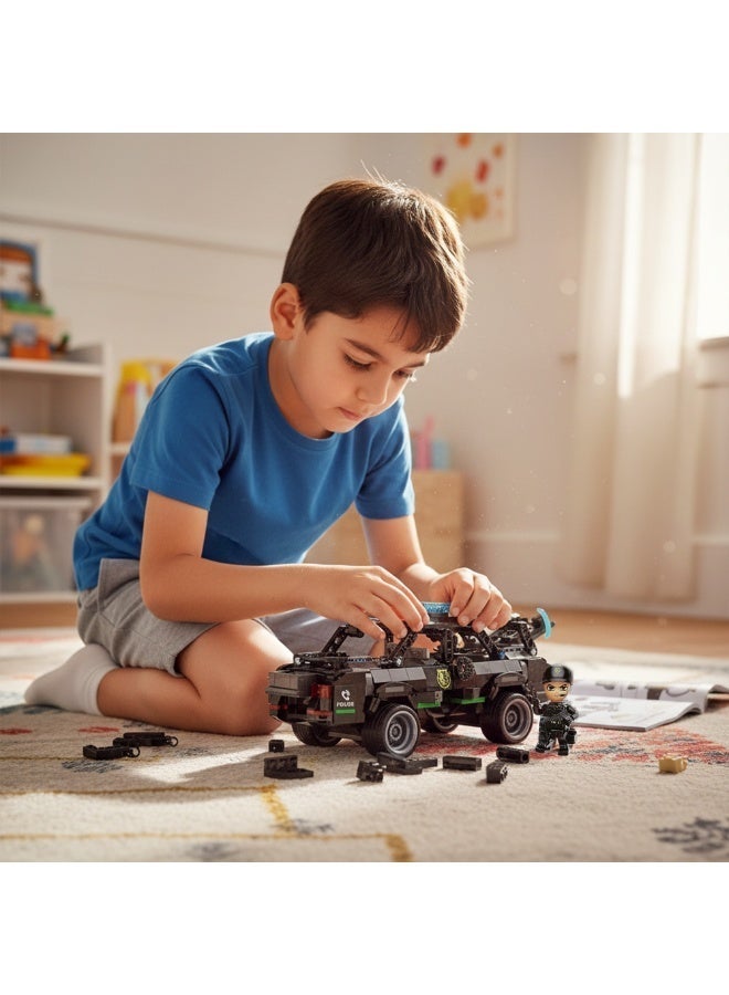 QMAN Police Explorer Building Set | 686-Piece SWAT Patrol SUV with 2 Minifigures | MineCity Tactical Police Vehicle Construction Toy - Image 2