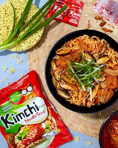 Nongshim Ramen Noodles, Gourmet Instant Ramen, Premium Microwavable Noodle Soup, Kimchi, 4.2 Ounce (Pack of 16) - Image 4