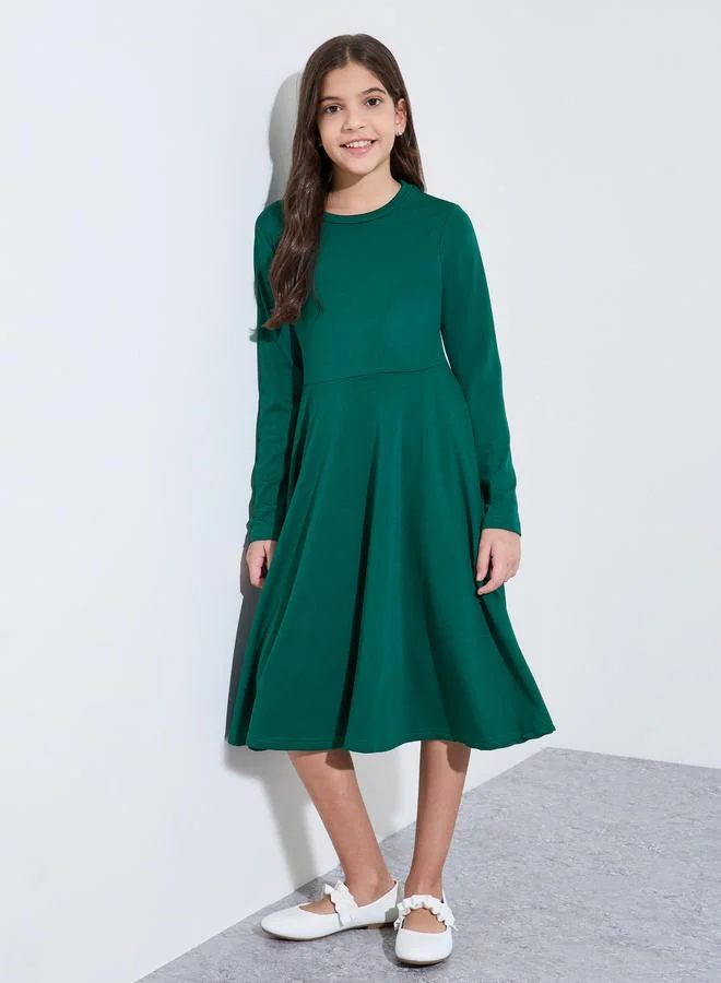 Styli Teen Girls Green Solid Long Sleeves A-Line Midi Dress