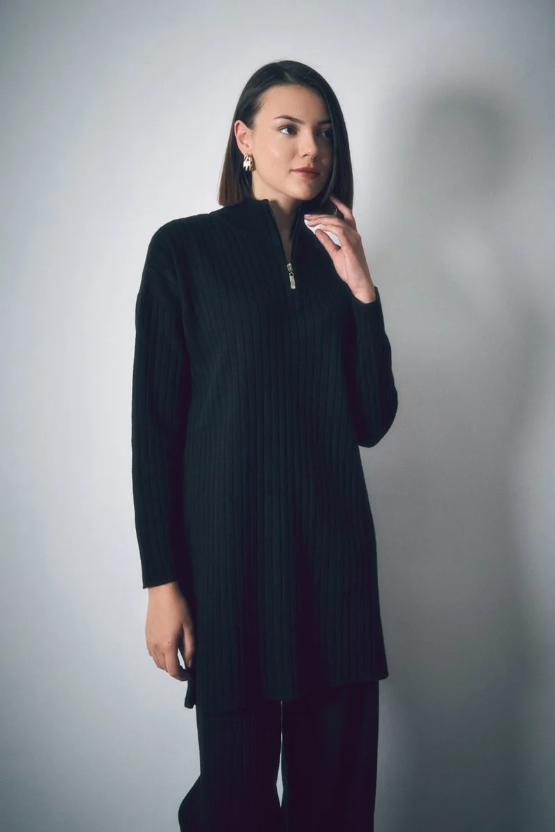 FullaModa Ribbed Zippered Knitwear Set