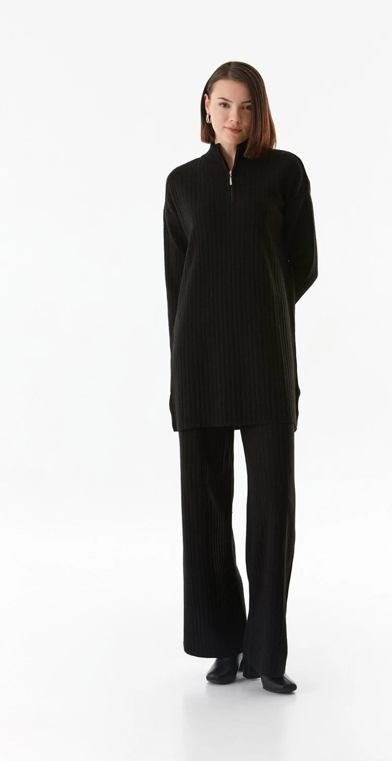 FullaModa Ribbed Zippered Knitwear Set
