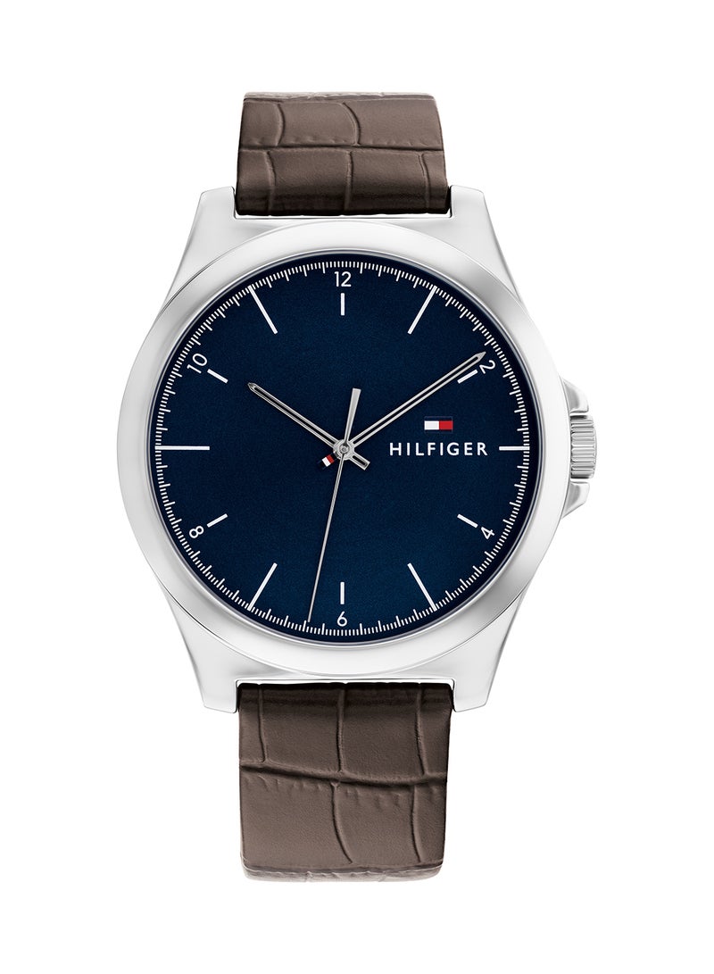 TOMMY HILFIGER Men's Analog Round Shape Leather Wrist Watch 1710549 - 42 Mm  - Image 2