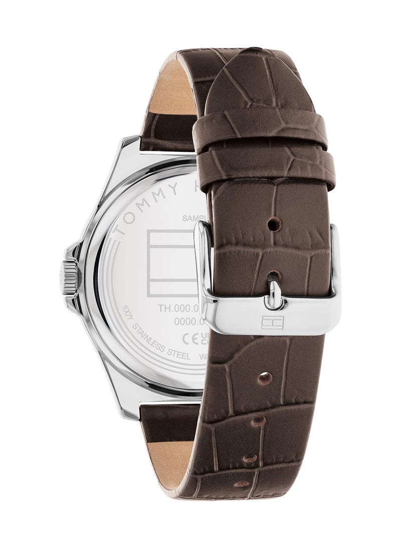 TOMMY HILFIGER Men's Analog Round Shape Leather Wrist Watch 1710549 - 42 Mm  - Image 3