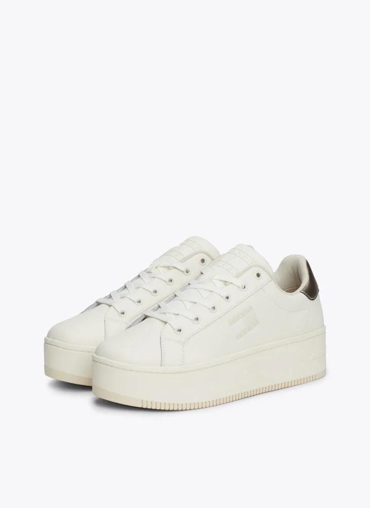 تومي جينز Lace Up Low Top Sneakers