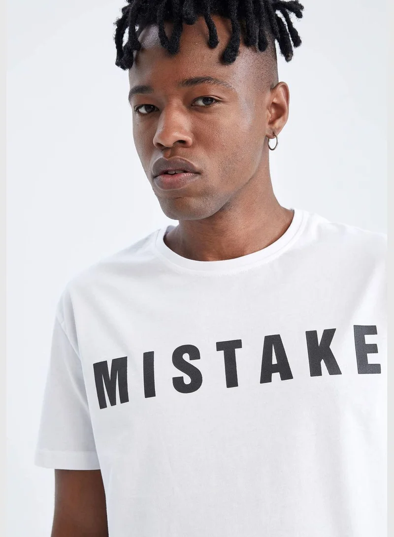 ديفاكتو Regular Fit Short Sleeve Slogan Print T-Shirt