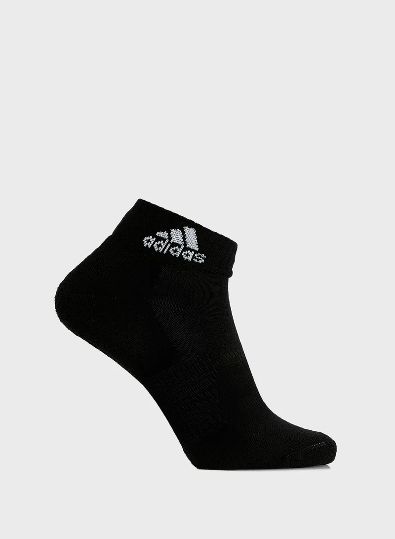 adidas مجموعة جوارب بطول الكاحل مكونة من 6 ازوج
