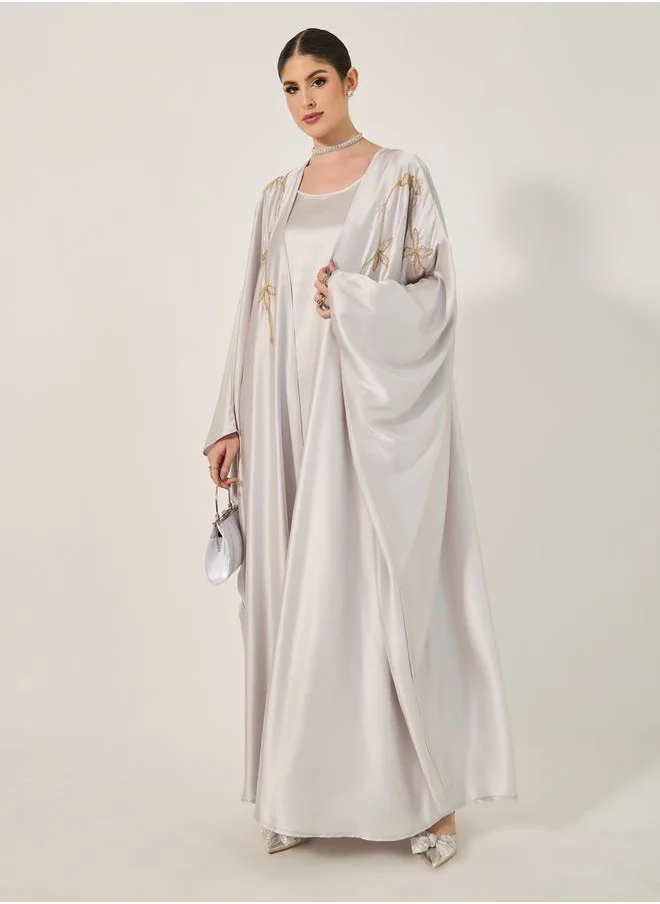 ستايلي Embroidered Batwing Sleeve Abaya with Inner Dress and Hijab