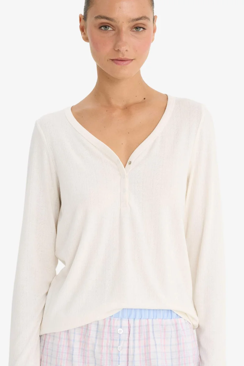 ديفاكتو Regular Fit V-Neck Knitted Tops
