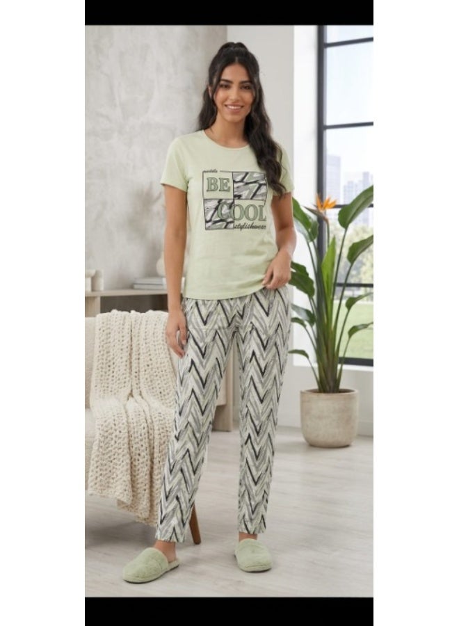 Women's cotton two-piece pajama set - short-sleeved t-shirt and patterned pants - comfortable sleepwear - Image 3