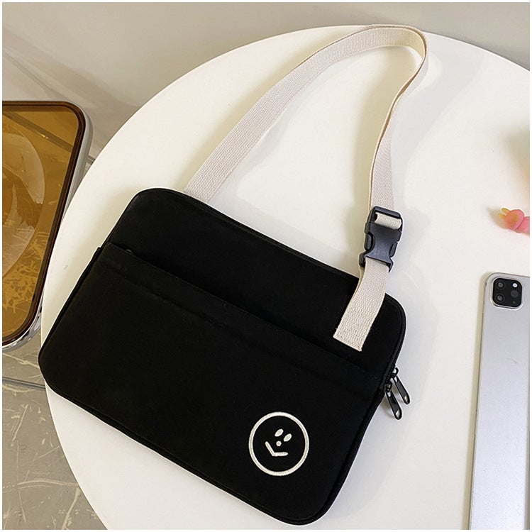 South Korea 11 Inch iPad Sleek Bag Apple Tablet Storage Bag Protected Laptop Bag Adjustable Crossbody Bag Black 