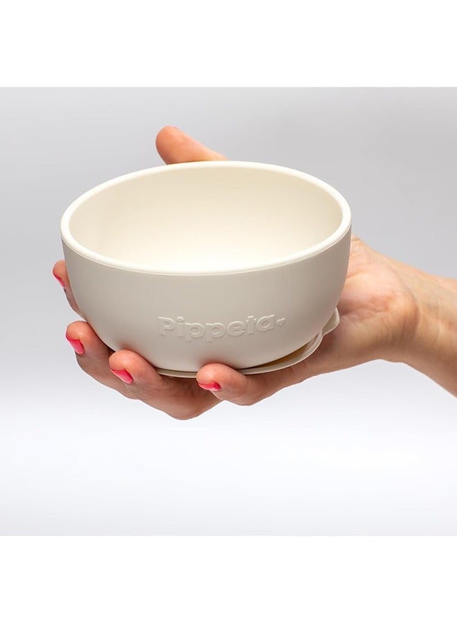 Pippeta The Pippeta Silicone Suction Bowl is designed to make mealtimes cleaner, easier, and more enjoyable for both babies and parents. Its strong suction base helps keep the bowl firmly in place, reducing spills and mess during feeding. Made from BPA-free, food-grade silicone, it is safe, soft, and durable for everyday use. The unbreakable design makes it ideal for little ones learning to eat independently. Easy to clean and highly convenient, it is both microwave and dishwasher safe. A practical feeding essential for stress-free, mess-free mealtimes. - Image 2