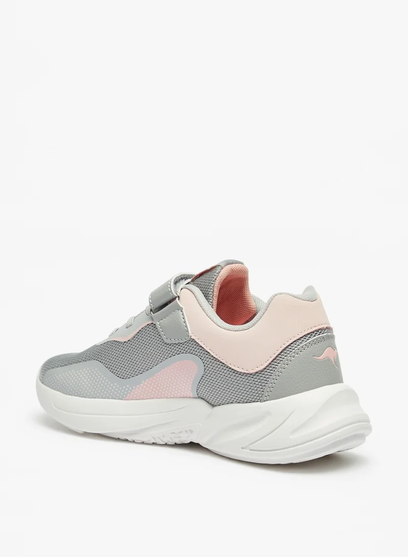 كانغاروس Kangaroos Girls' Textured  Sports Shoes With Hook And Loop Closure