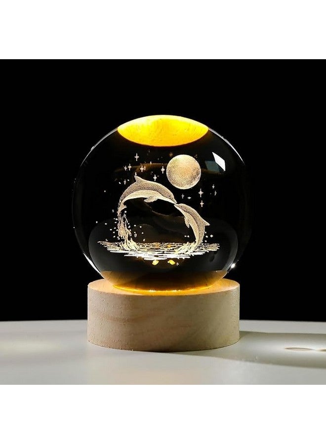 KELVEE مصباح كيلفي 3D كريستال الكرة المجرة، زينة فنية زجاجية لنظام الشمس، حامل خشبي لعرض المصابيح الليلية، ديكور منزلي، هدية عيد ميلاد للأطفال (دلفين) - Image 1