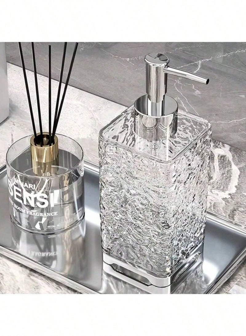 عبوة صابون فاخرة قابلة لإعادة التعبئة - تصميم مربع حديث، مظهر زجاجي شفاف متجمد، موزّع بمضخة للشامبو، جل الاستحمام، صابون اليدين، واللوشن، متين وخالٍ من الفثالات، مثالي للحمام والمطبخ والفنادق - Image 3