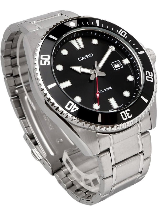 Casio MDV-107D-1A1V Men's Standard Analog Sports Wristwatch - Image 5