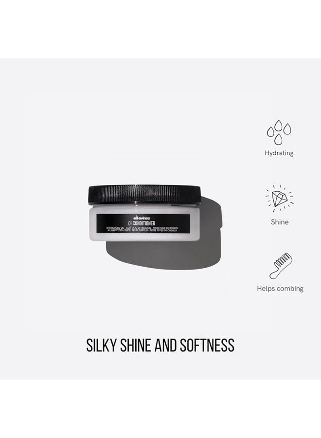 Davines OI Conditioner | Smoothing Conditioner for Normal Hair + All Hair Types | Softens + Restores Chemically Treated Hair | 2.64 Oz, 2.64 oz. - Image 5