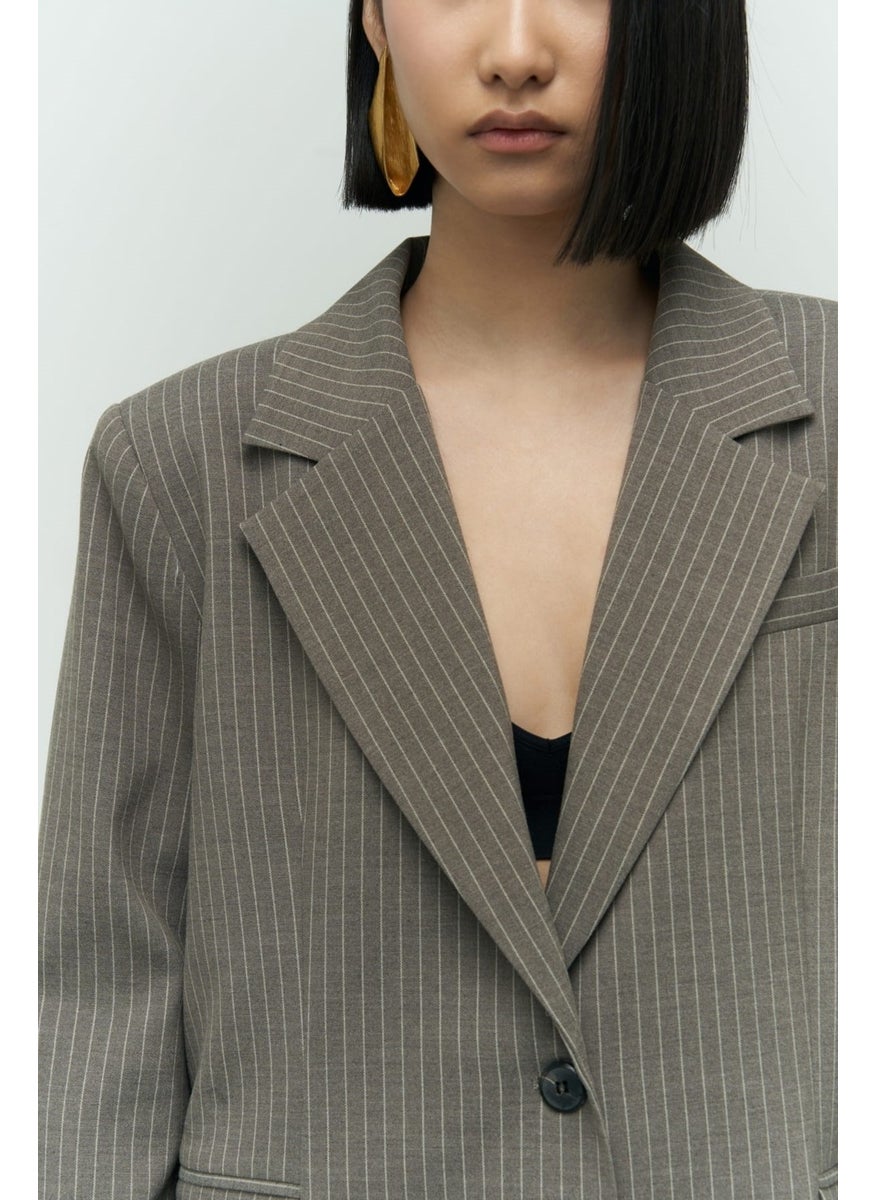 Collection Bruno Striped Smoke Blazer - pzsku/Z64317F23D25B59DDC08AZ/45/_/1728059641/cb65f64d-a4a8-45b4-ad86-9351f96b6cf8