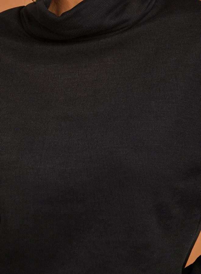 ستايلي Roll Neck Ribbed Knit Top and Skirt Co-Ord Set