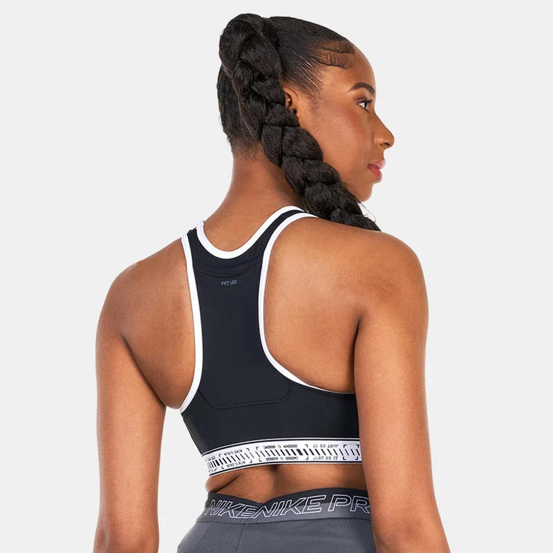 Nike Women's Swoosh On The Run Medium-Support Sports Bra