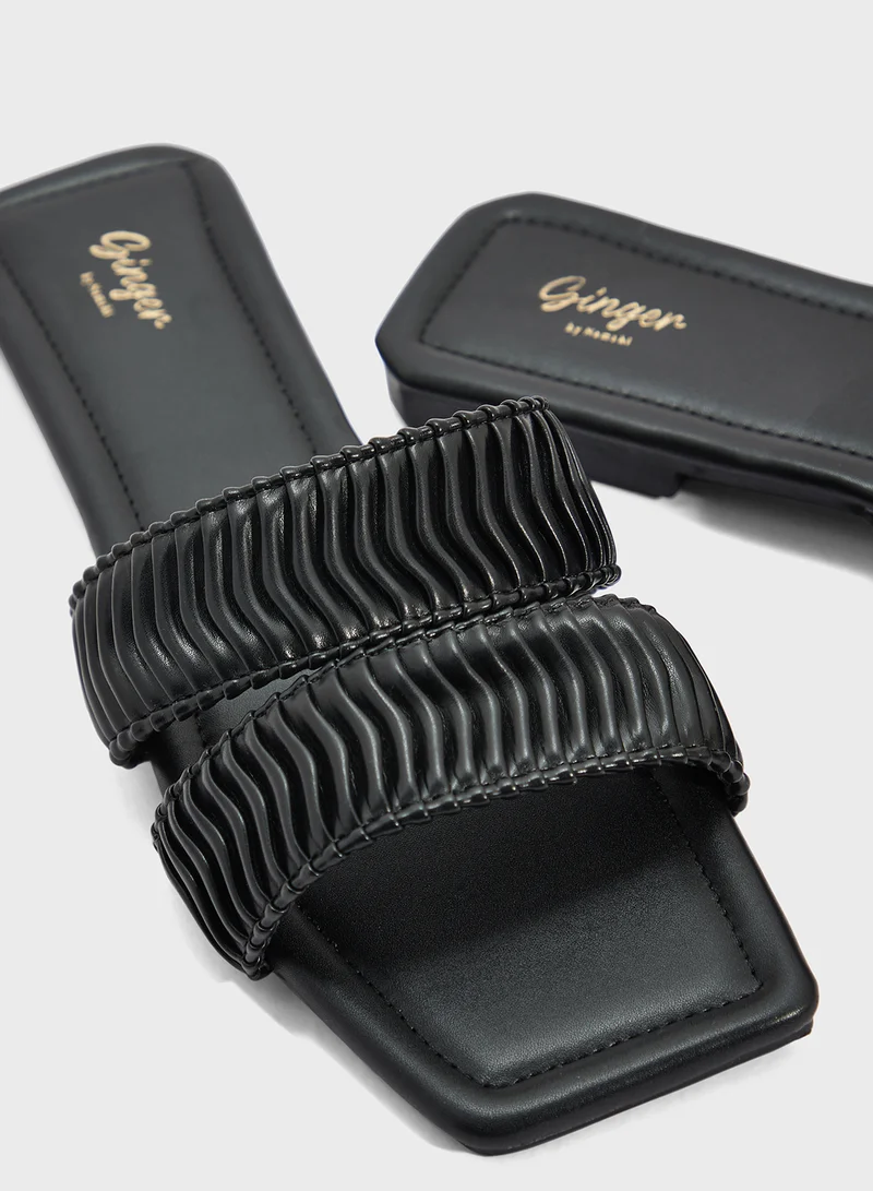 Ginger Ladies Flat Sandal