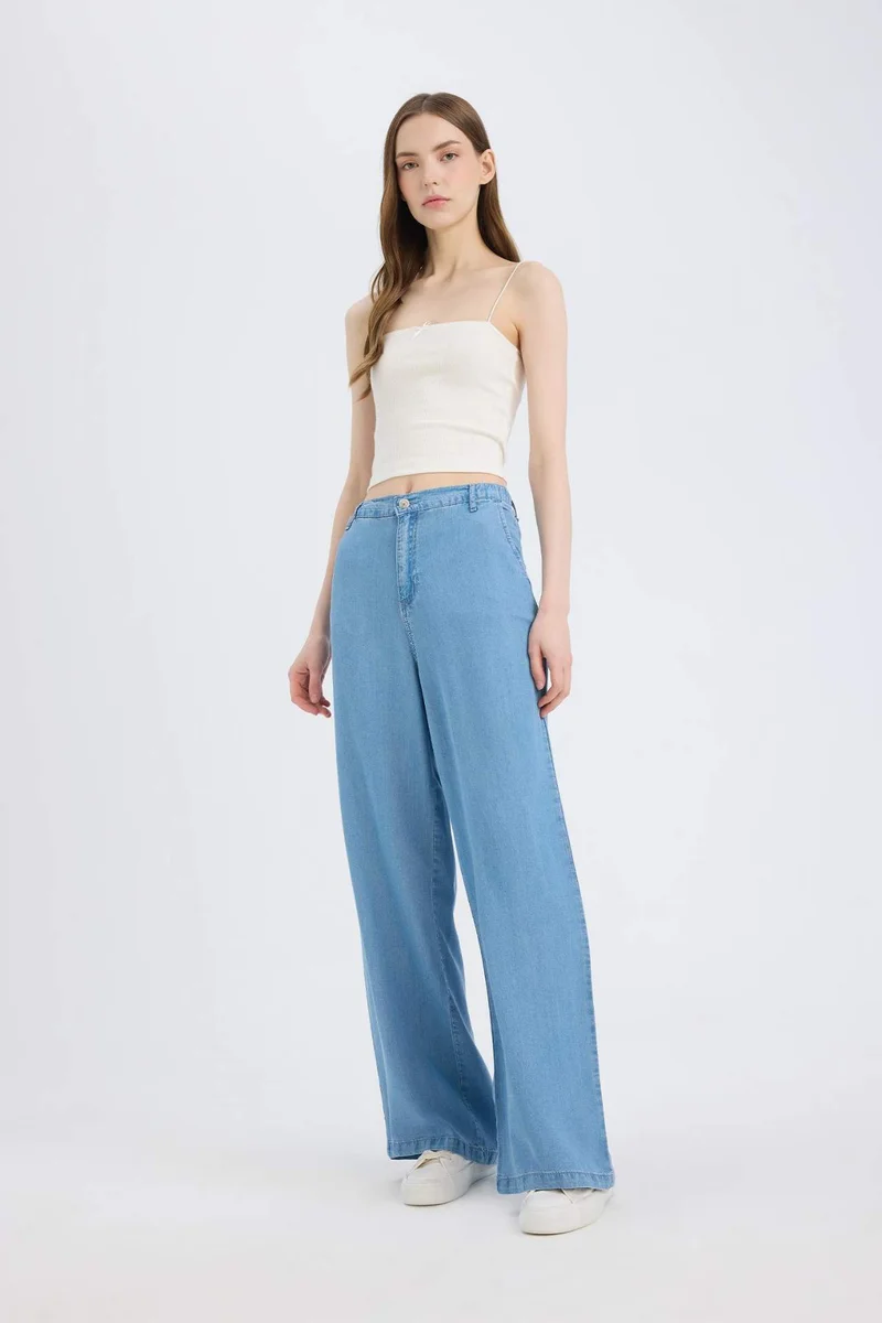 ديفاكتو Wide Leg High Waist Long Soft Washed Jeans