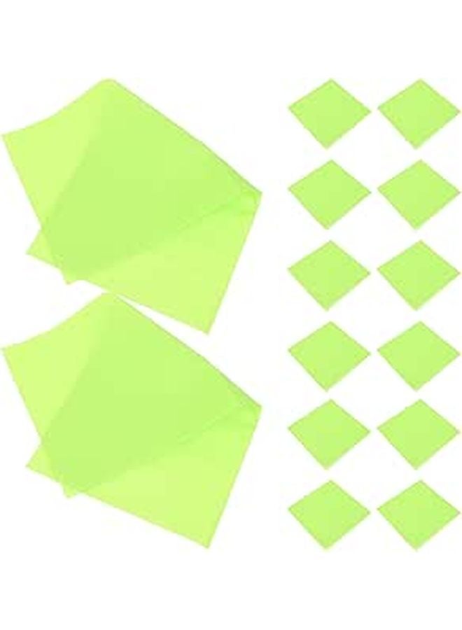 مناديل حفلات مطبوعة مزدوجة الطبقات باللون الأخضر 20 قطعة، للاستخدام لمرة واحدة لحفلات أعياد الميلاد والزفاف والعطلات، وإمدادات الطاولة - Image 1