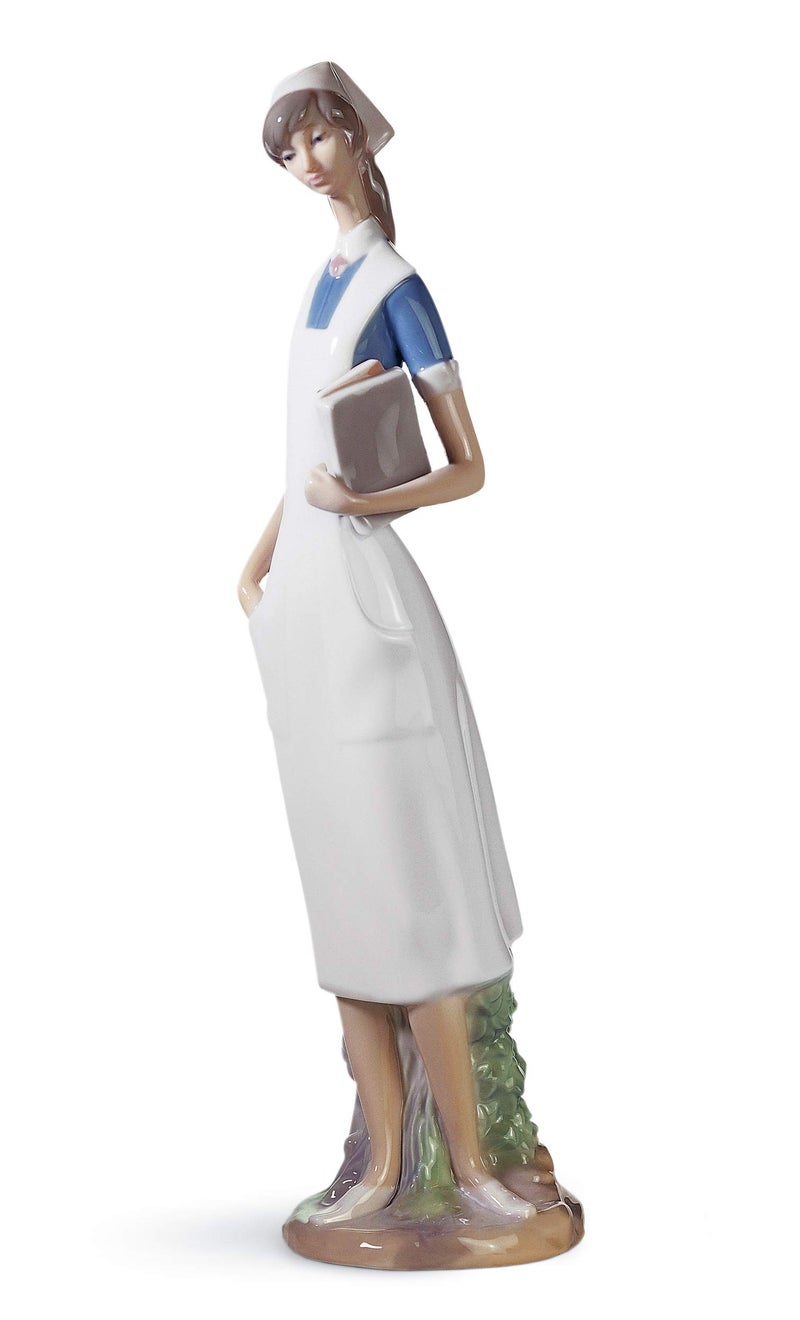 LLADRÃ“ LLADR Nurse Figurine Porcelain Nurse Figure 