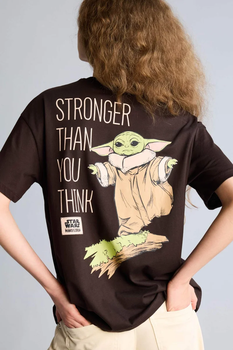 ديفاكتو Oversize Printed Crew Neck Short Sleeve T-Shirt
