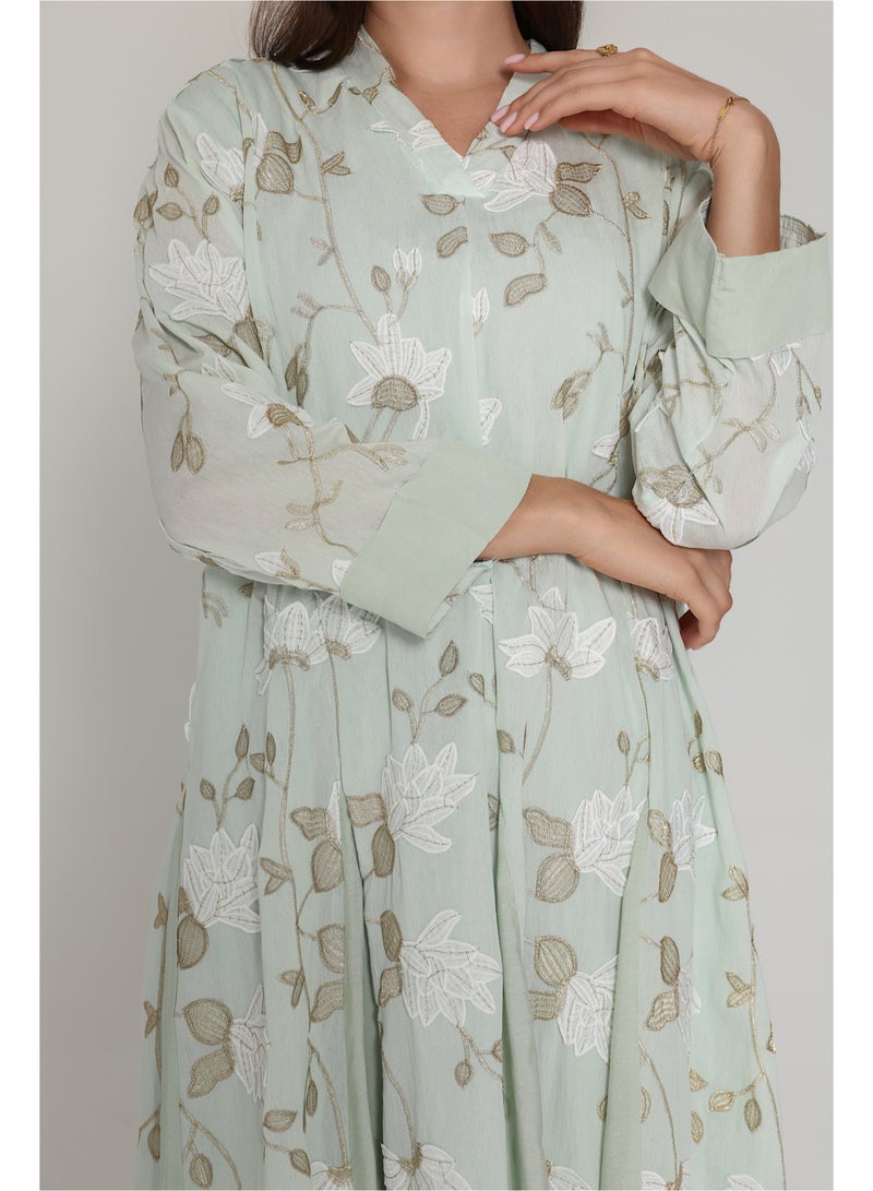 IKKXA Floral Embroidered Modern Jalabiya - Image 3