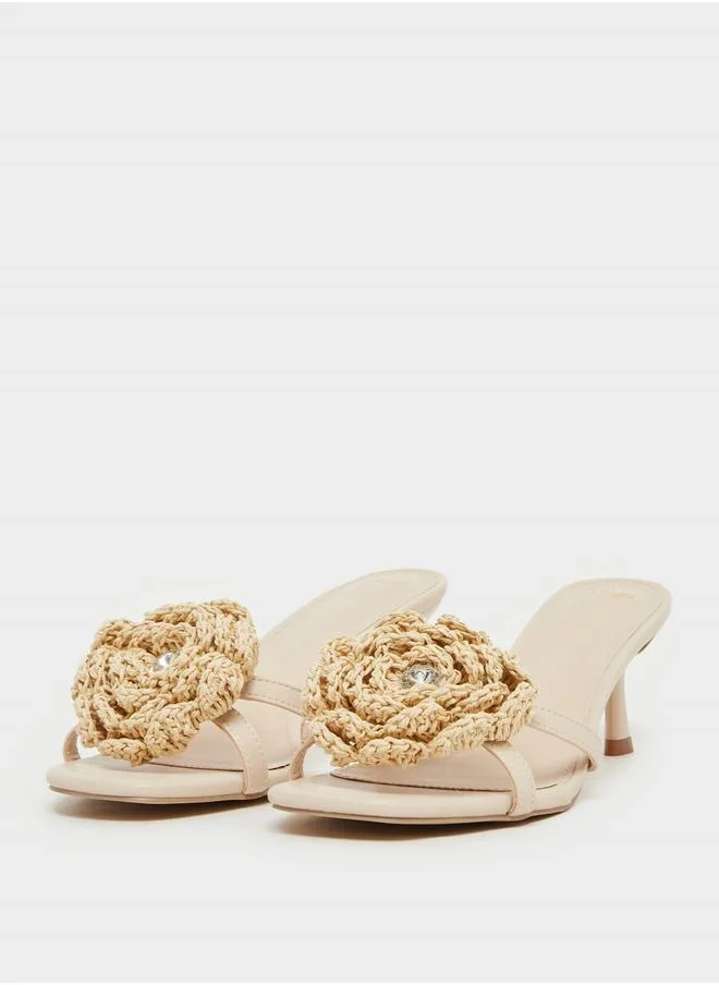 ستايلي Floral Corsage Slip On Kitten Heel Sandals