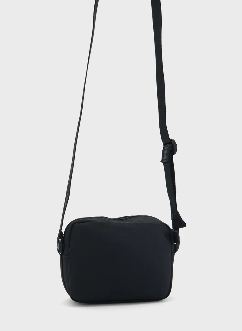 TOMMY JEANS Essential Zip Around Crossbody Bag