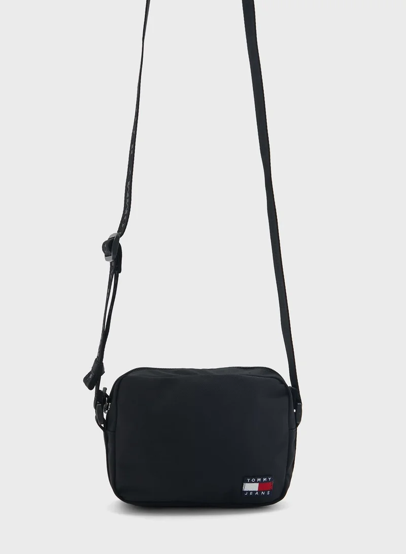 TOMMY JEANS Essential Zip Around Crossbody Bag