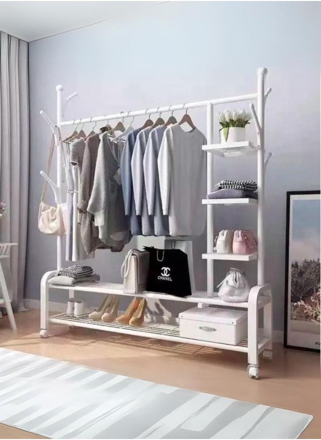 Luxurious metal clothes rack and rack with side shelves and wheels - pzsku/Z64494866D87C3594EB4AZ/45/_/1724712803/d89b8b24-ca01-4b34-9940-7cd621ce390c