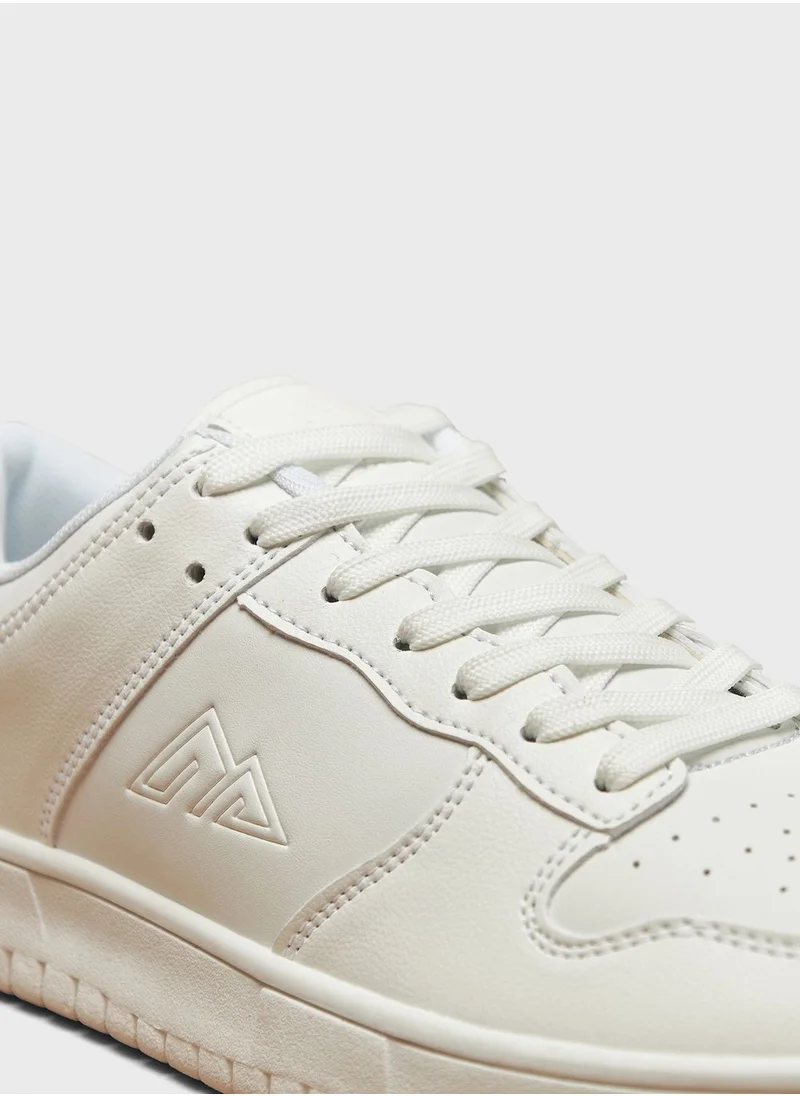 شو اكسبرس Lace Up Low Top Sneakers