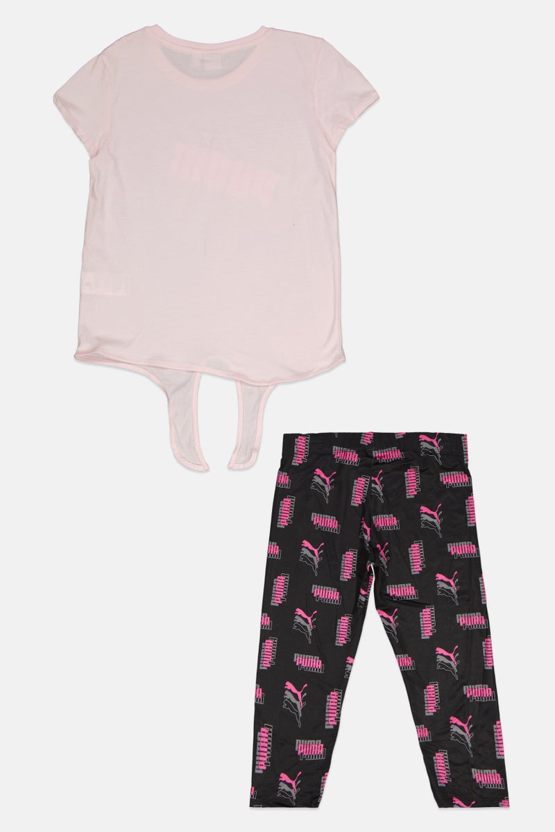 PUMA طقم ملابس رياضية للبنات مكون من قطعتين، تي شيرت وسروال ضيق، وردي/أسود - Image 2